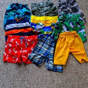10 Boys 2T short bundle🩳